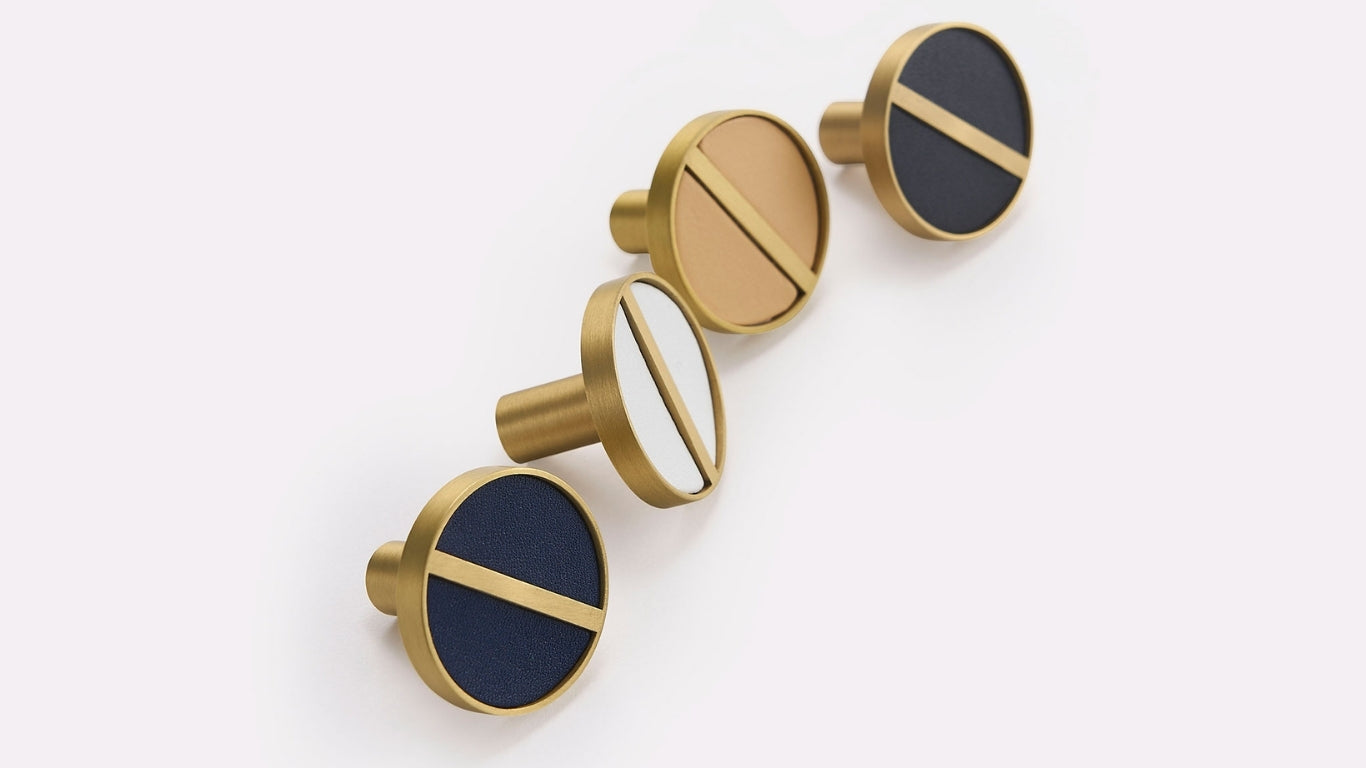 Knop 1076 | Messing + Leer | Wit