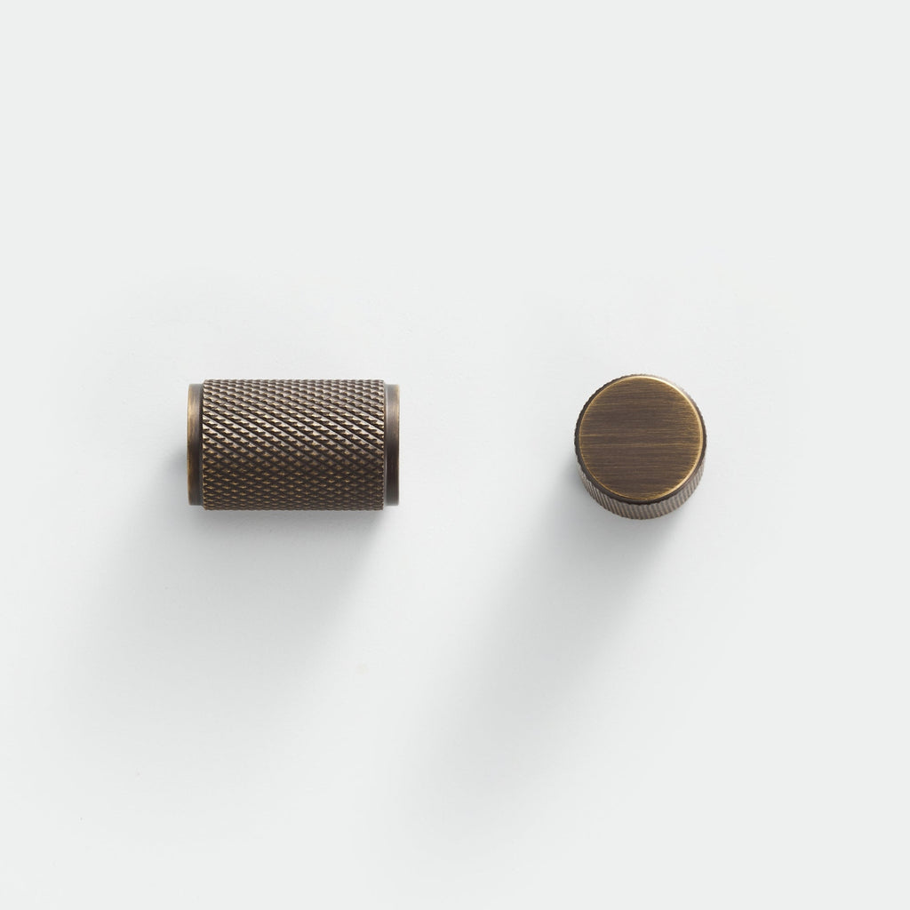 Knopf CH035 | Gerändelt | Antik Messing