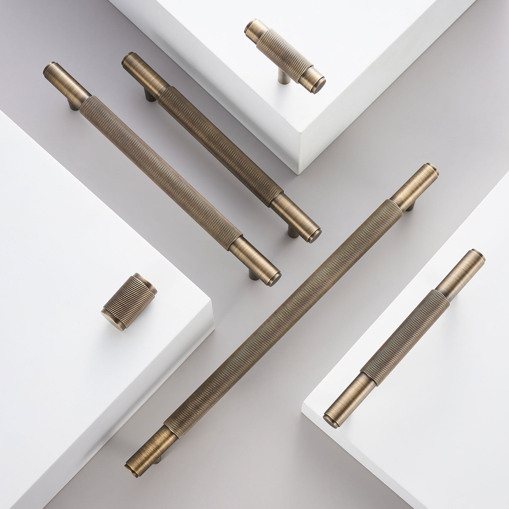 T-bar 3146 | Canellé | Laiton Antique