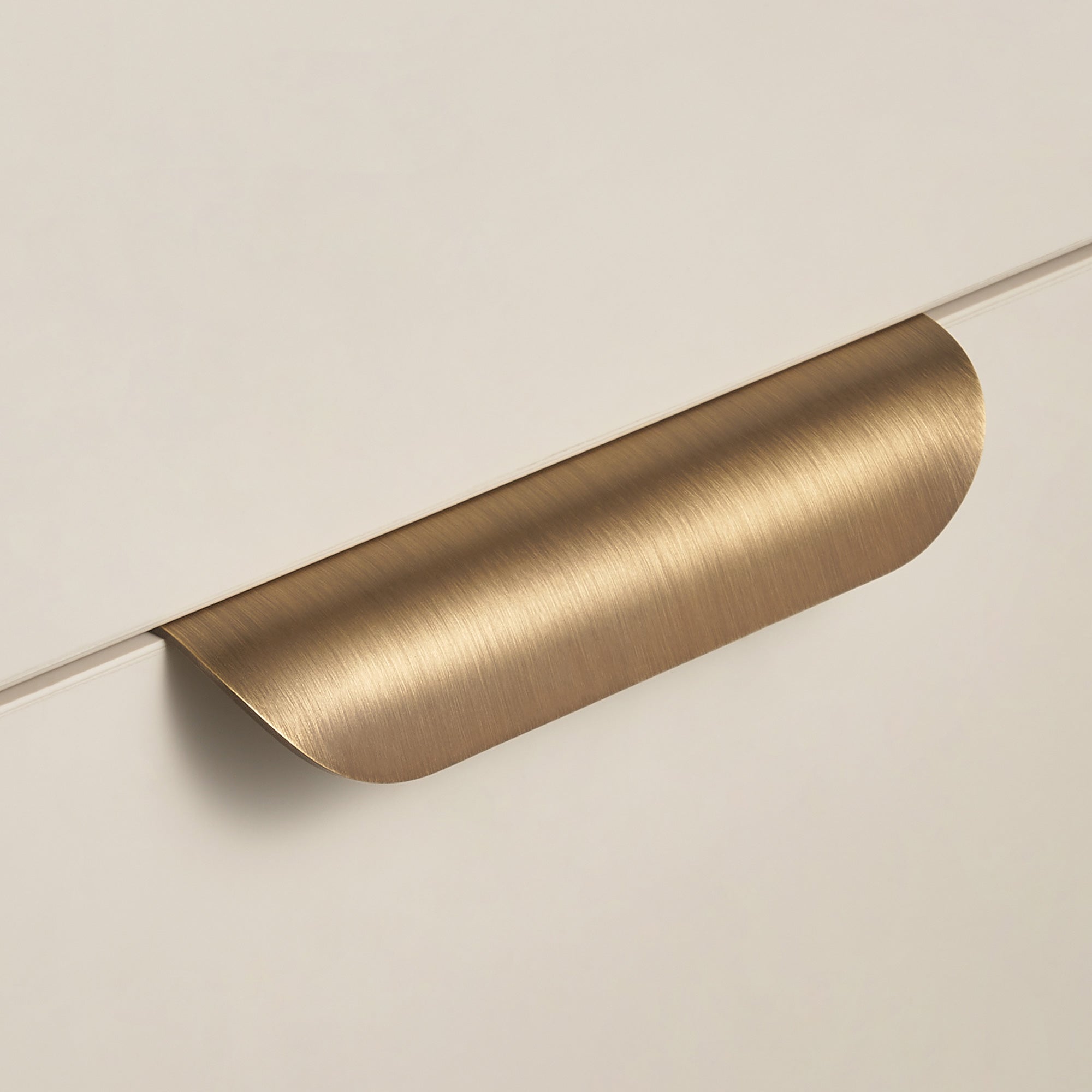Håndtak CH015 | Profil | Antikk Messing