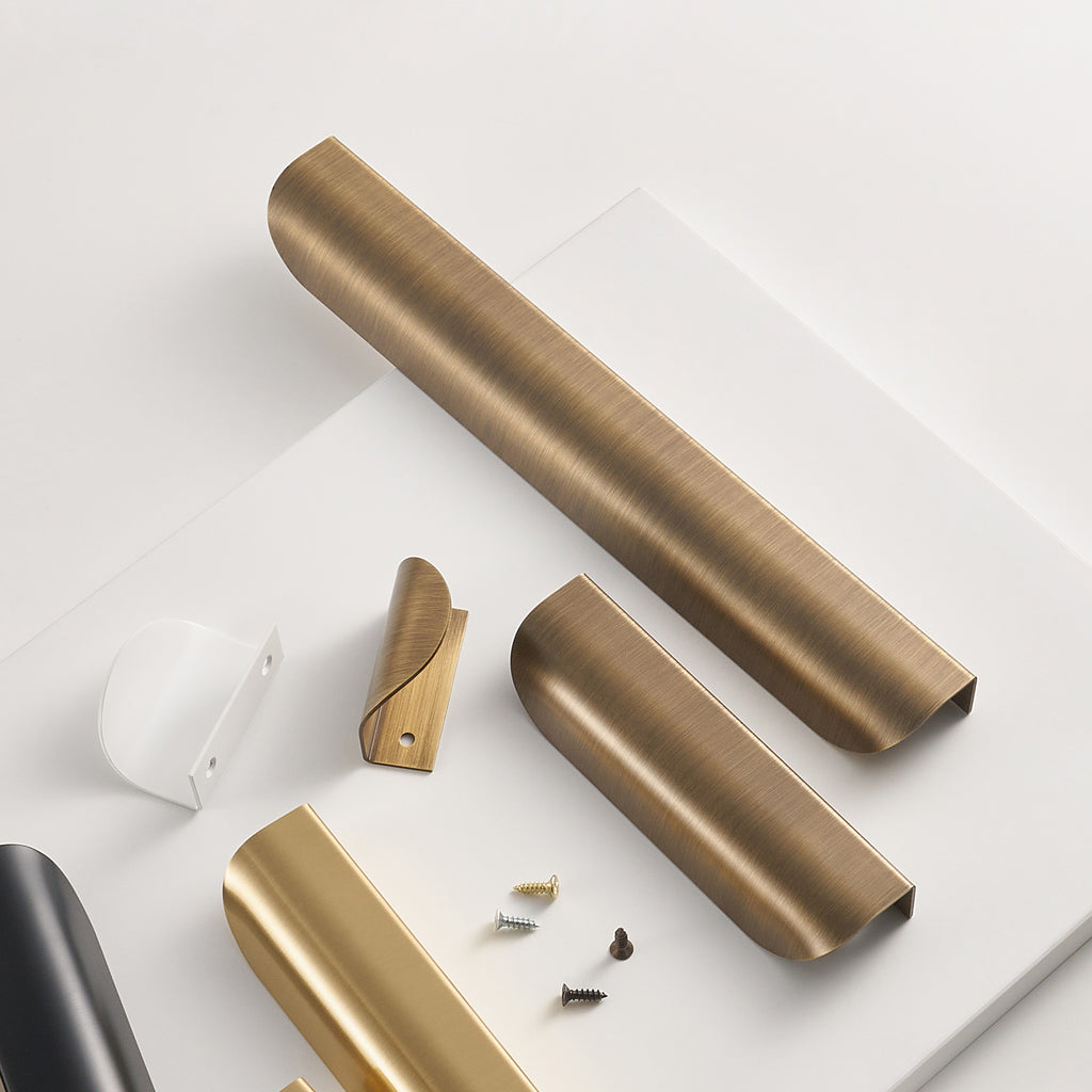 Handle CH015 | Profile | Antique Brass