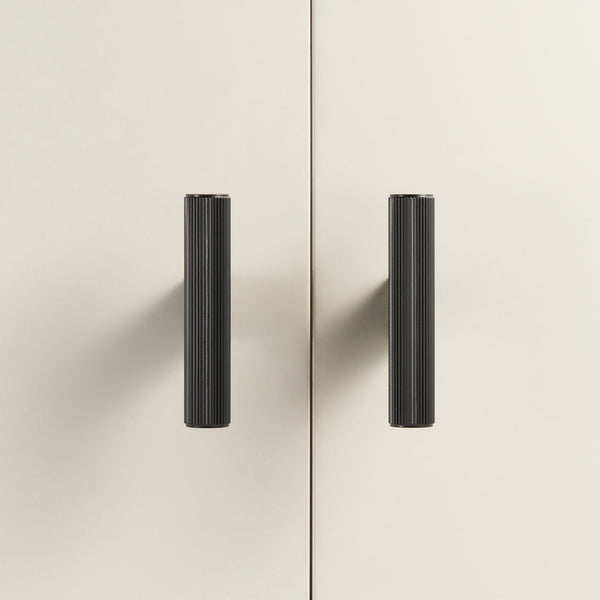 T-bar CH052 | Räfflad | Svart