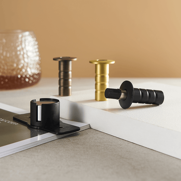 Dörrstopp K22 | Mässing | Matt Svart - Dooroom